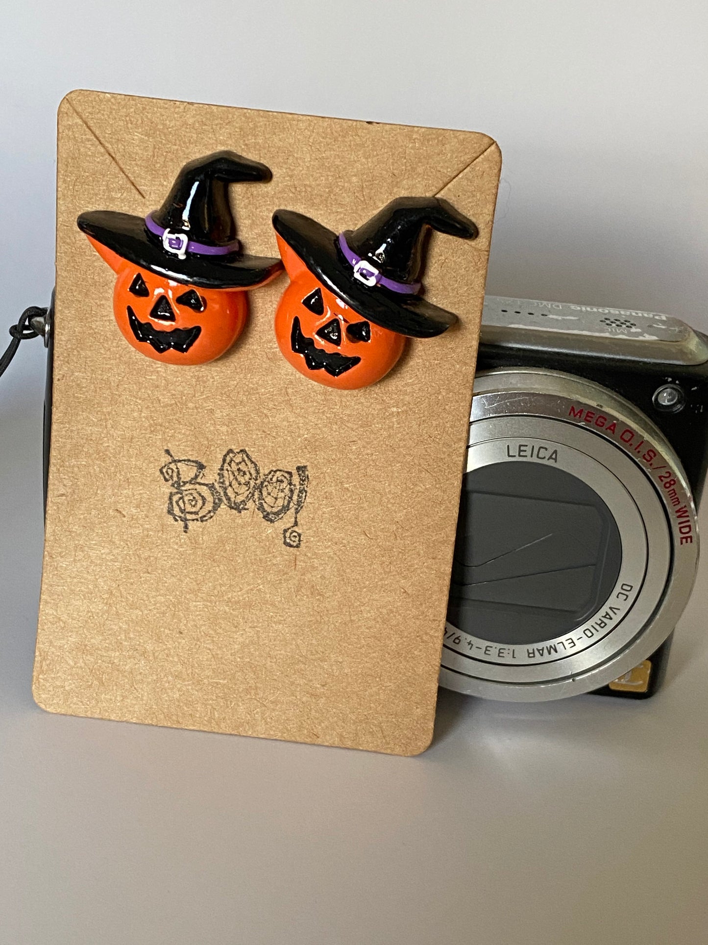 Pumpkin Studs