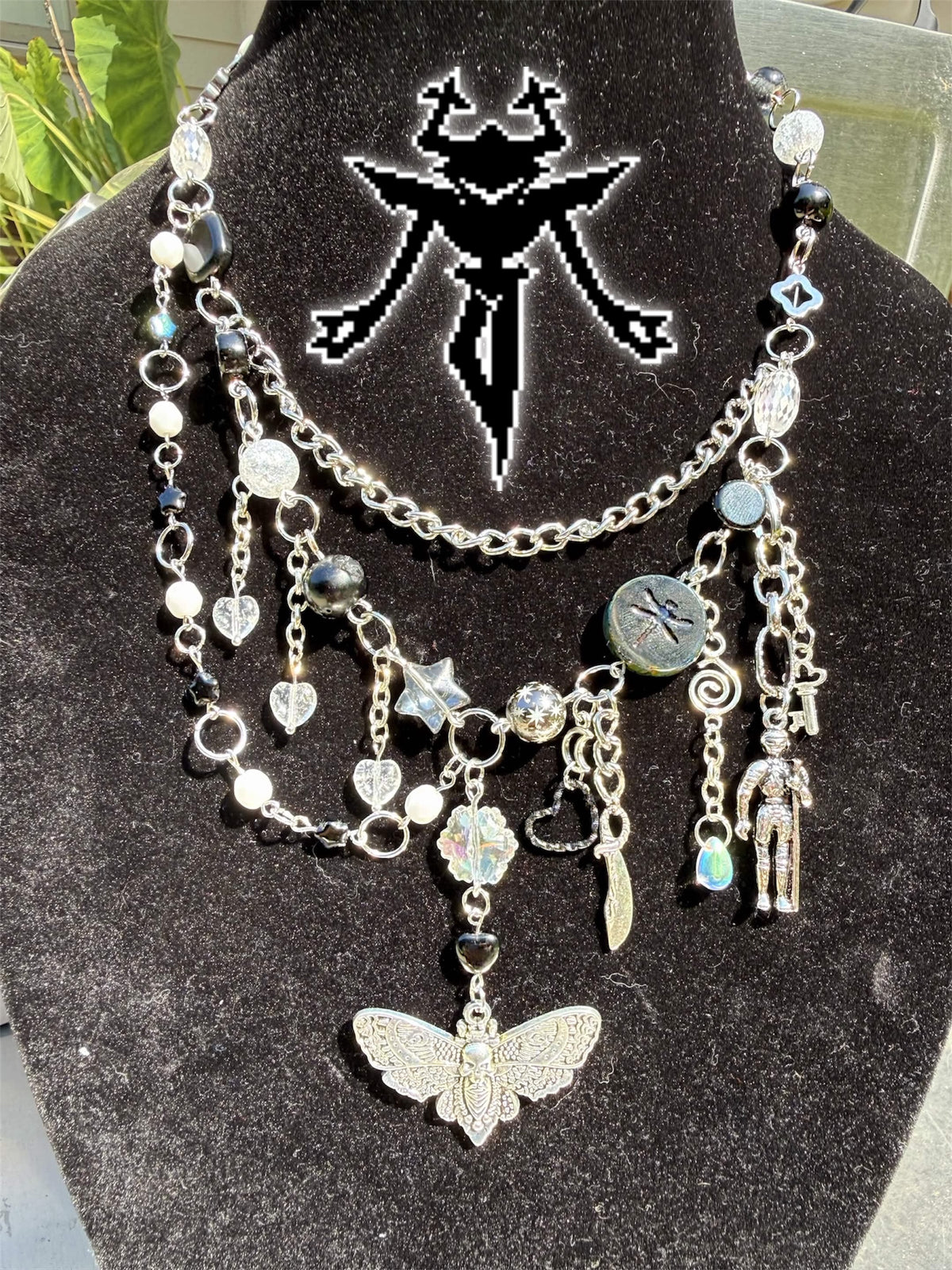 the knight necklace