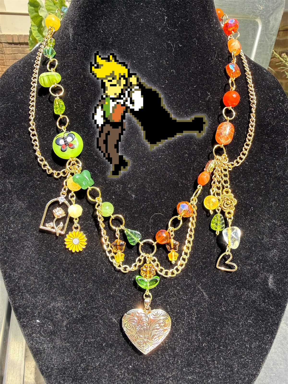 flowery necklace