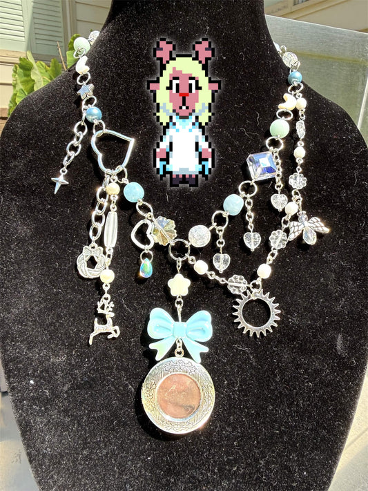 noelle necklace